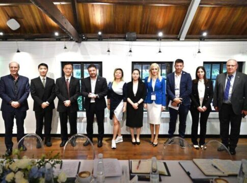 «Η Αττική και η Σαγκάη αποτελούν σημαντικούς πυλώνες εισόδου Ανατολής και Δύσης