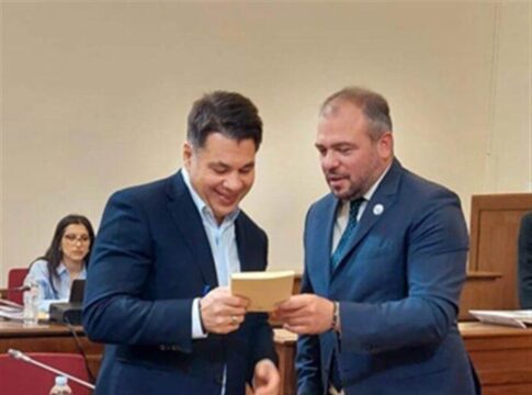 Συνάντηση του Προέδρου της Επιτροπής Ελληνισμού της Διασποράς, κ. Φίλιππου Φόρτωμα, με μαθητές ομογενειακού σχολείου “A. Fantis School” στις ΗΠΑ