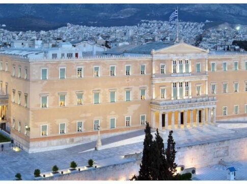 Τροπολογία για την παράταση ολοκλήρωσης επενδυτικών σχεδίων και την αδειοδότηση των ναυπηγείων Σκαραμαγκά