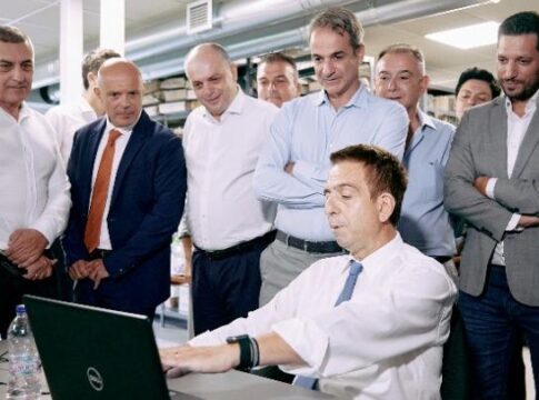 Tις νέες εγκαταστάσεις του Κτηματολογίου επισκέφθηκε ο πρωθυπουργός-«Είμαστε πολύ αισιόδοξοι για τη δουλειά που…