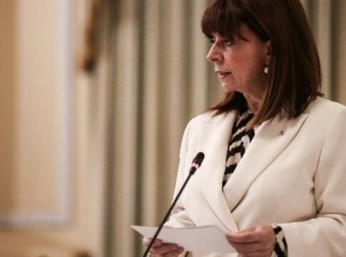 Η ΠτΔ θα δεχθεί σήμερα τέσσερις νέους πρέσβεις στην Ελλάδα