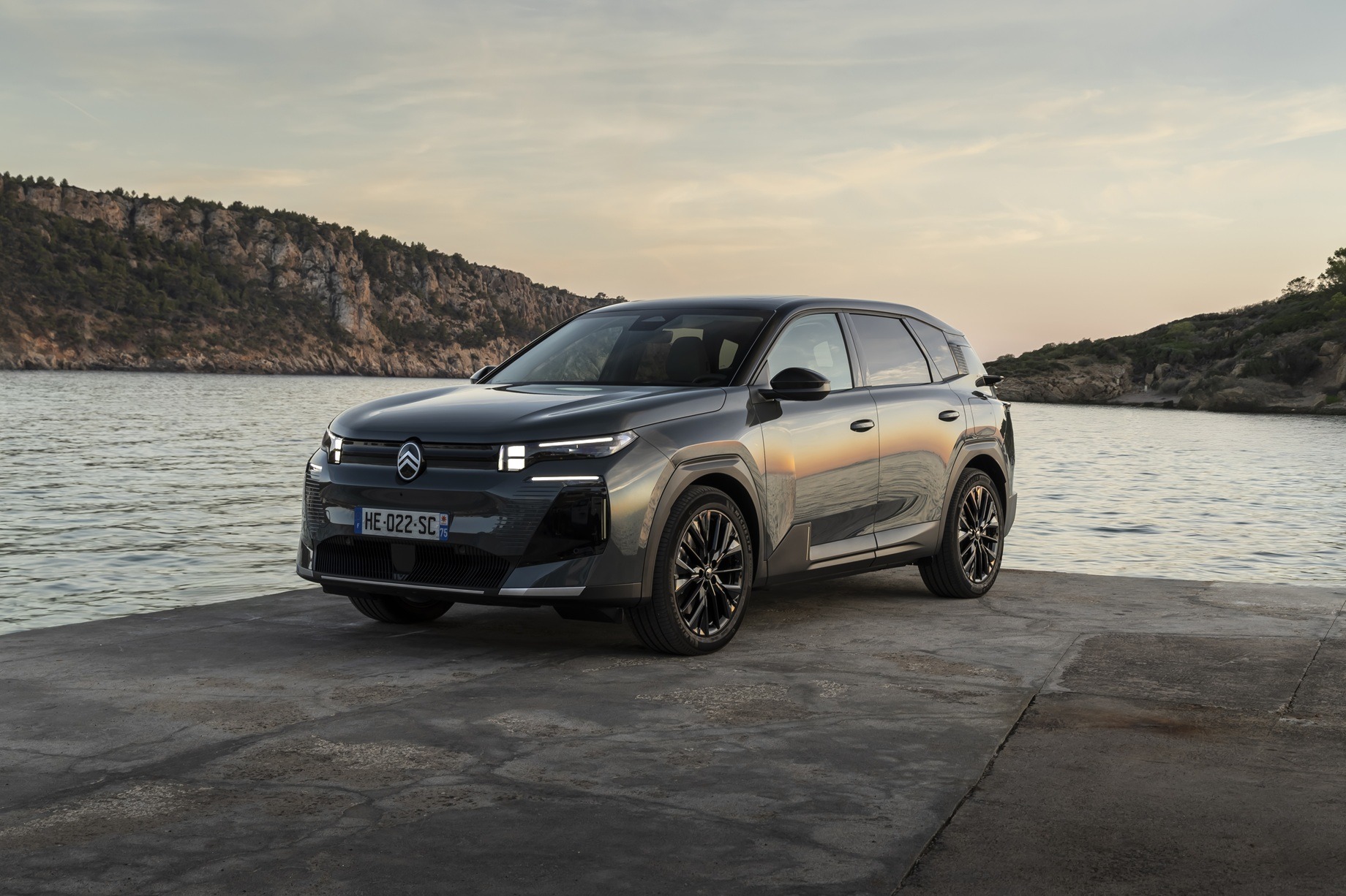 CITROEN C5 Aircross 2025: Υβριδικό και ηλεκτρικό SUV με κορυφαία άνεση και τεχνολογία – Τιμές