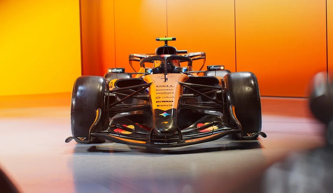 McLAREN MC40: Το μονοθέσιο των πρωταθλητών της Φόρμουλα-1(video)