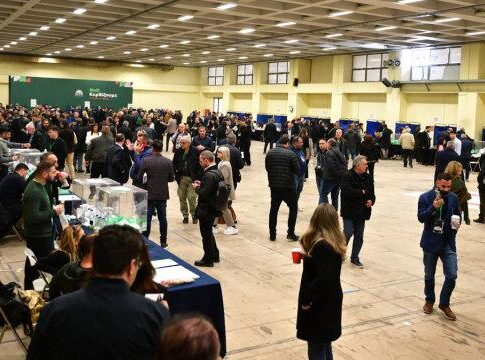 Οι εκλογές στο ΠΑΣΟΚ και οι δηλώσεις Μητσοτάκη