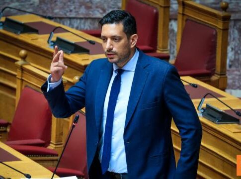 Πολιτικές αναταράξεις και νέα μέτρα στήριξης στην Ελλάδα