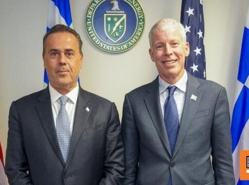 Εξελίξεις στη Νέα Δημοκρατία: Προκλήσεις και Στρατηγικές Αντιμετώπισης