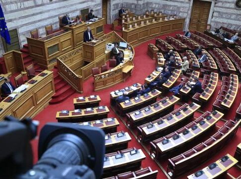 Τσίπρας, Δένδιας και οι εξελίξεις στη Μέση Ανατολή