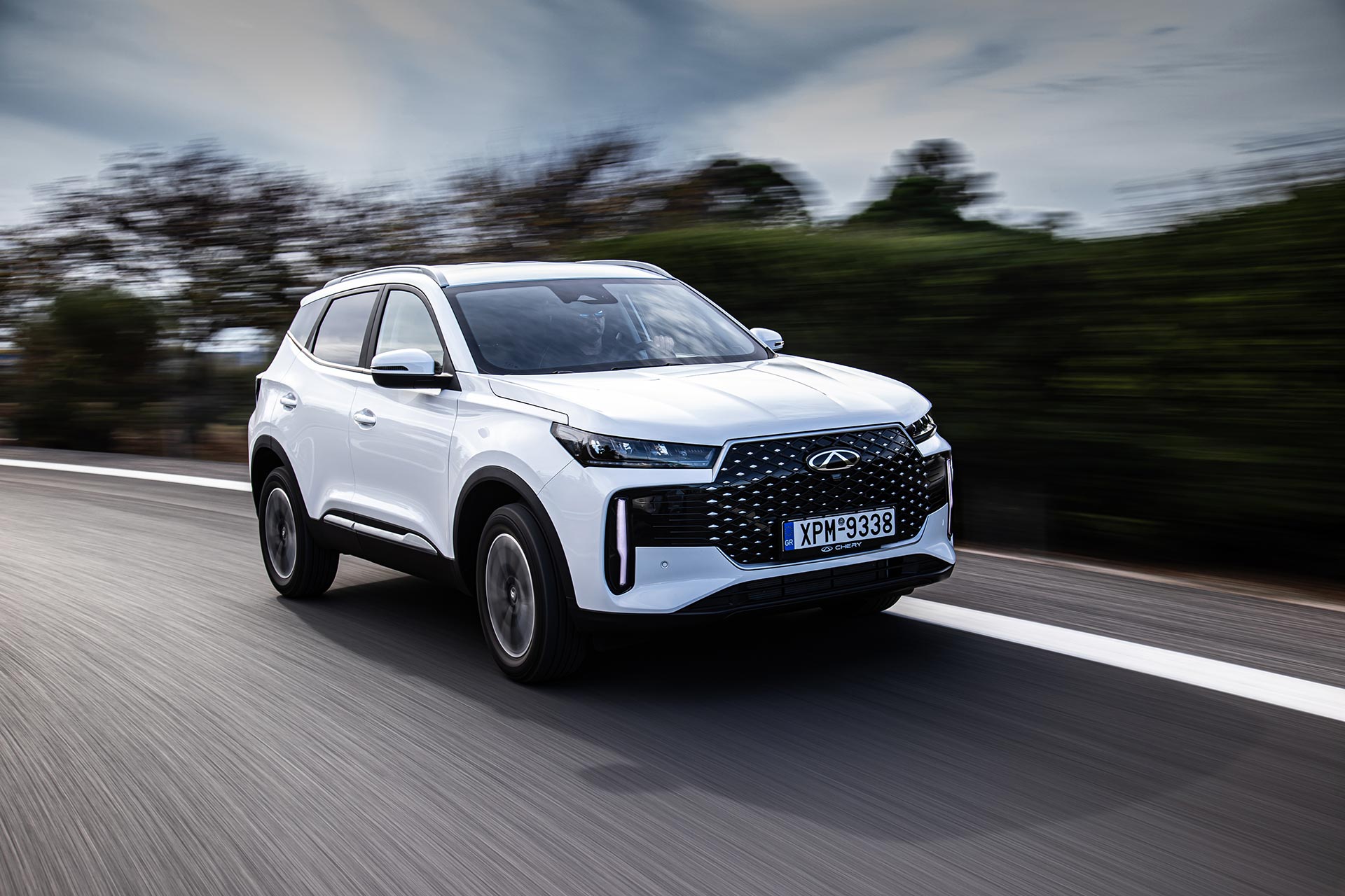 Δοκιμή CHERY Tiggo 4 Hybrid: Το υβριδικό SUV των 204 ίππων που κάνει τον ανταγωνισμό να ανησυχεί