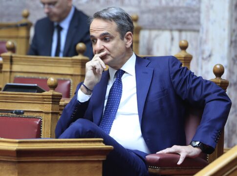 Κυπριακό, υποκλοπές και εσωκομματική συζήτηση