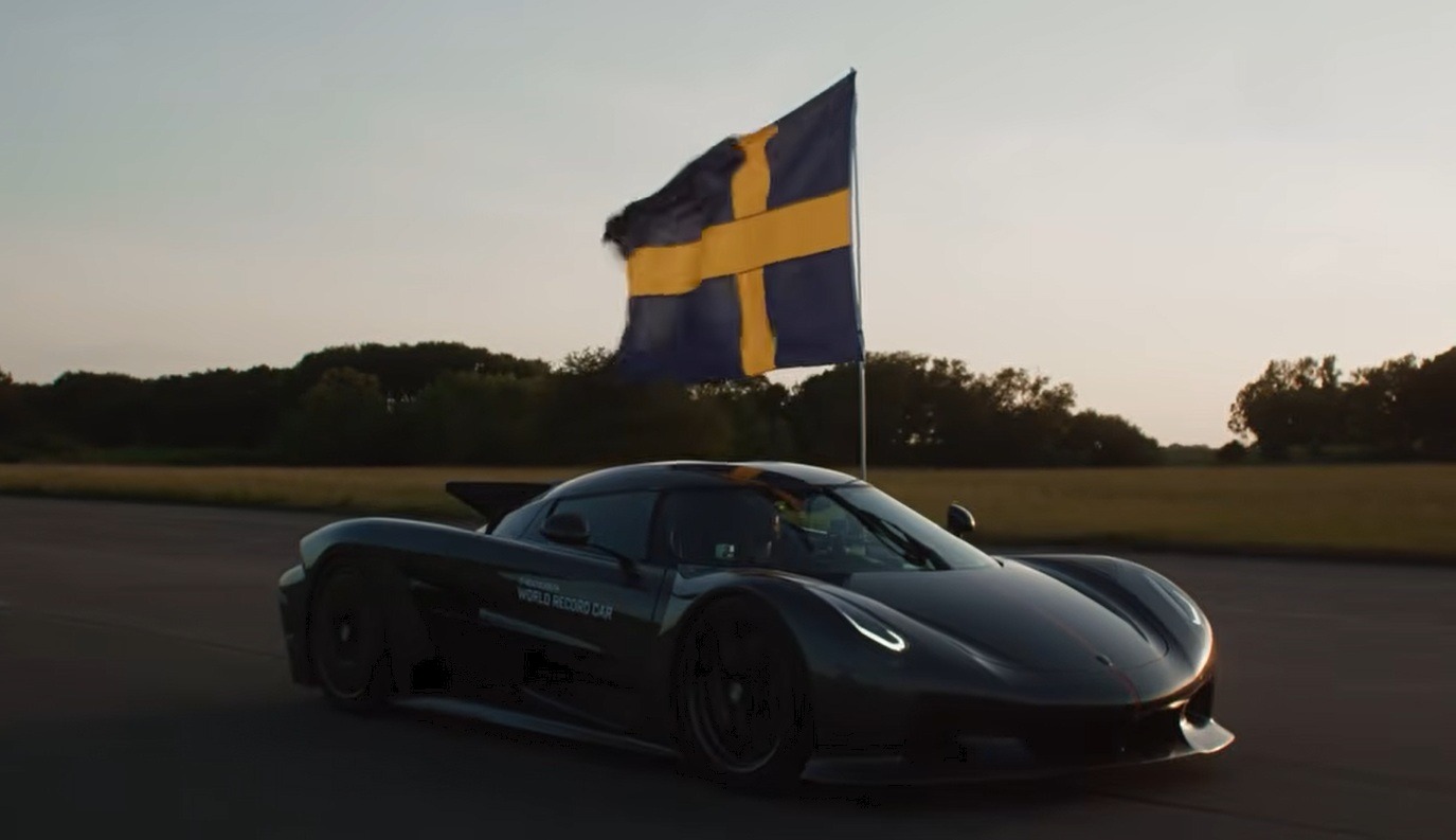 KOENIGSEGG Jesko Absolut: Δείτε το υπεραυτοκίνητο των 1.600 ίππων να σπάει ρεκόρ ταχύτητας (video)