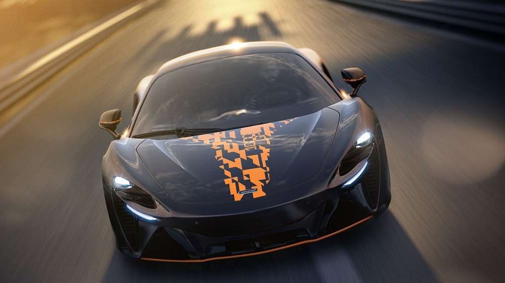 McLAREN Artura 1000GP by MSO: Φόρος τιμής στους 1.000 αγώνες της McLAREN στη Φόρμουλα 1