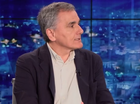 Εξελίξεις στο ΠΑΣΟΚ και τον ΣΥΡΙΖΑ