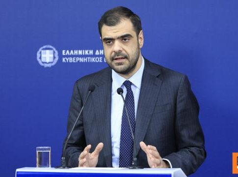 Συνεργασίες, εκλογές και εσωκομματικές αναταράξεις
