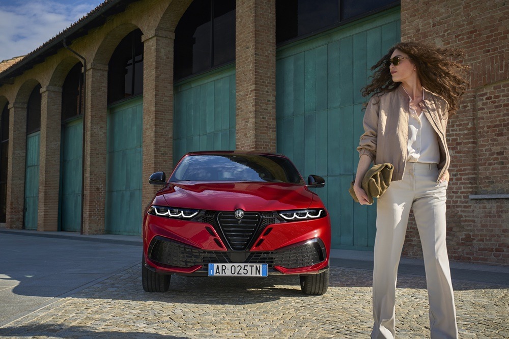 ALFA ROMEO Tonale Ibrida: Υβριδική και αισθητική αναβάθμιση – Τιμές