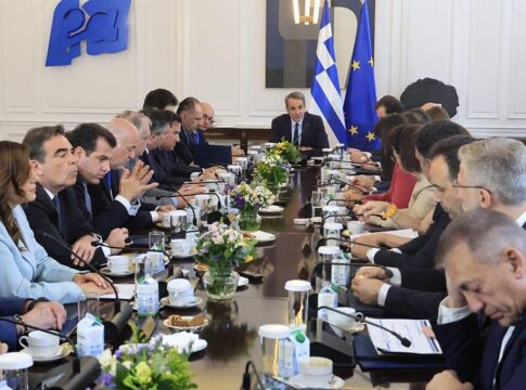 Η Αντιπολεμική Συνδιάσκεψη και οι προκλήσεις για την ελληνική πολιτική σκηνή