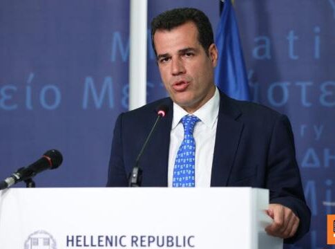 Από Θρήνους έως Οικονομικά Προγράμματα
