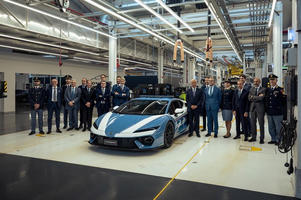 LAMBORGHINI Temerario Polizia: Το supercar «περιπολικό» των 920 ίππων