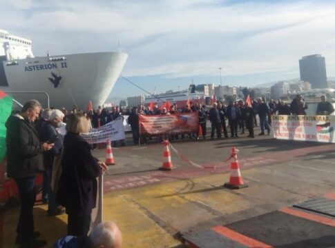 Αντιπολεμικές κινητοποιήσεις και κοινωνικές αναταραχές στην Ελλάδα